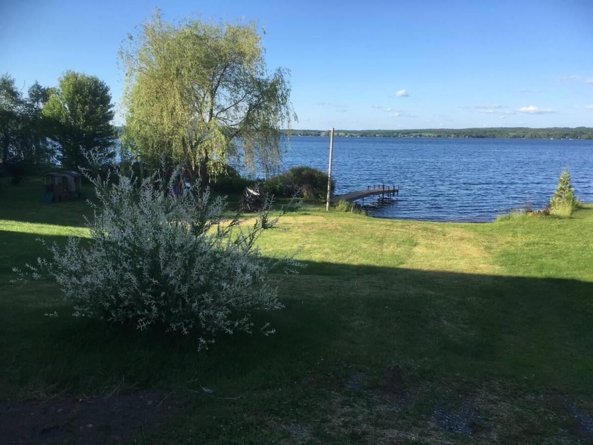 La Grange Sur Le Lac App A Et B 생로만 외부 사진